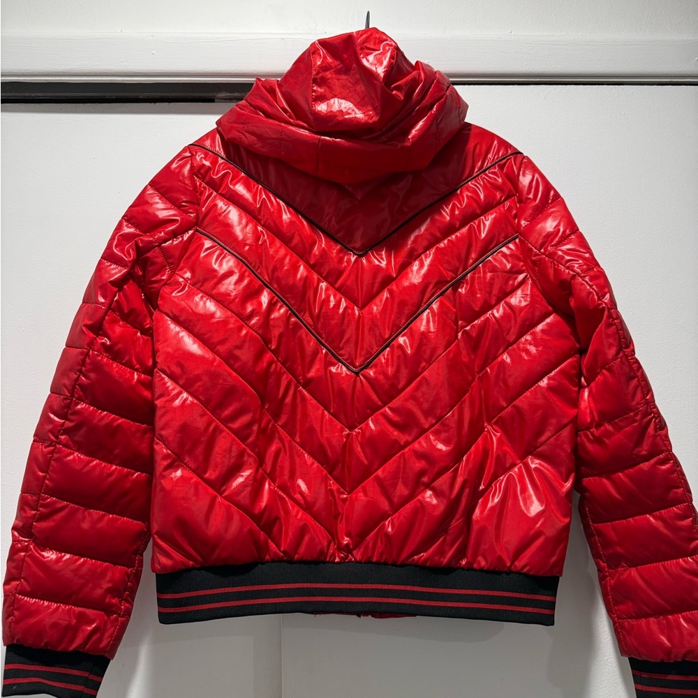 Guess Women’s Large Red Quilted Puffer Full-Zip Coat - Picture 2 of 4